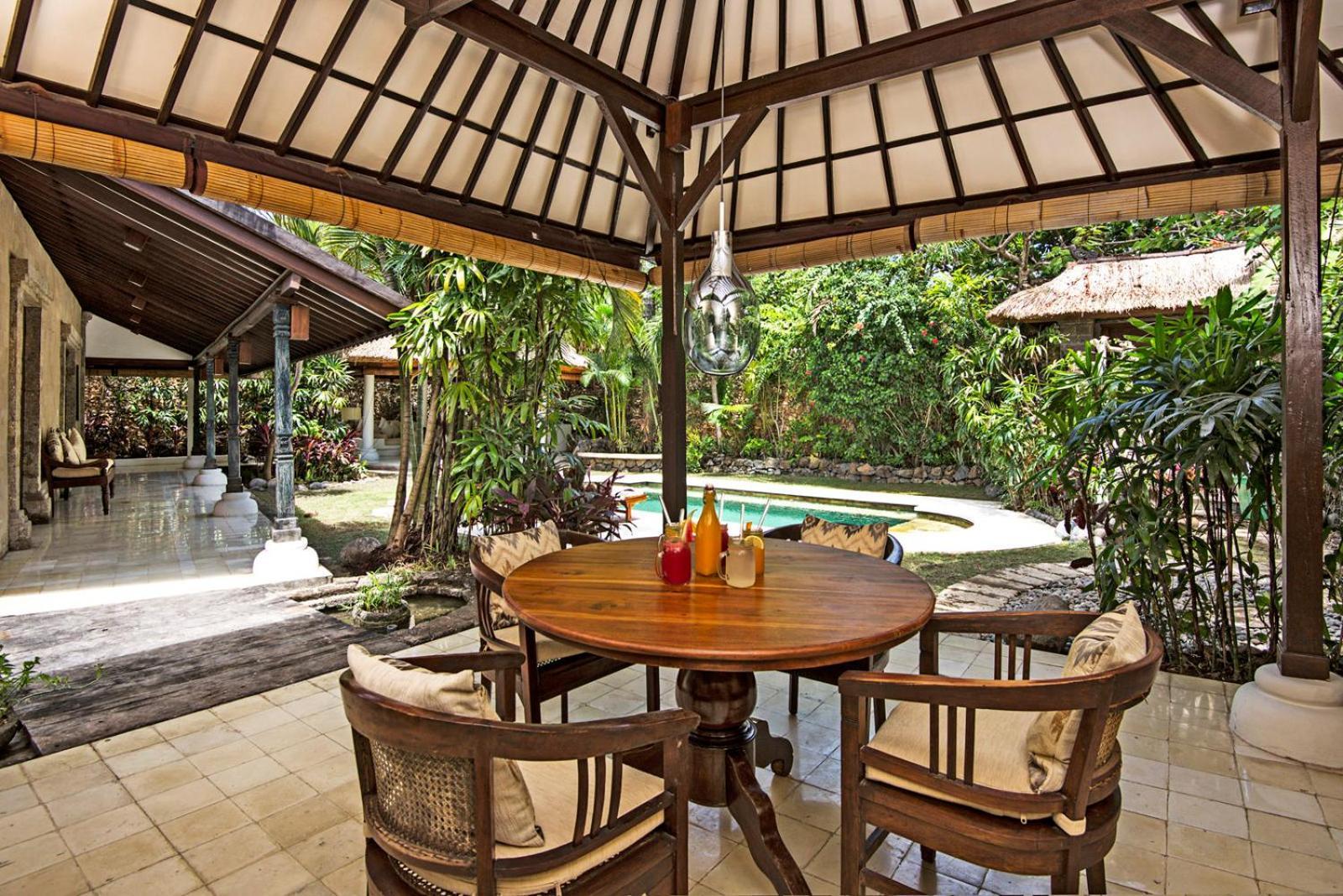 Villa Kubu Seminyak Ngoại thất bức ảnh